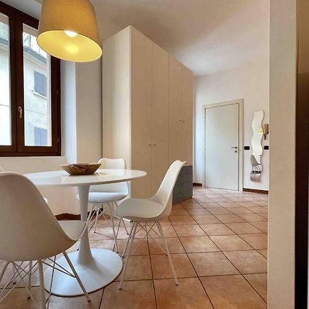 Unconventional Apartment: Centro Storico Con Bici Mantova Exterior photo